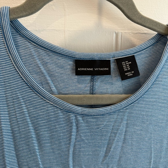 Adrienne Vittadini Gray Cap Sleeve Relaxed T-Shirt - Picture 2 of 3